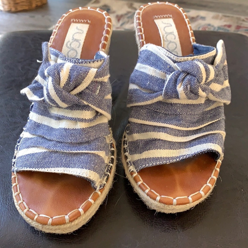 Navy Stripe Wedges